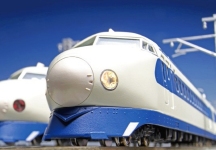Kato K12-008 - N - Triebkopf Serie 0, Shinkansen JNR, Ep. IV - Standmodell